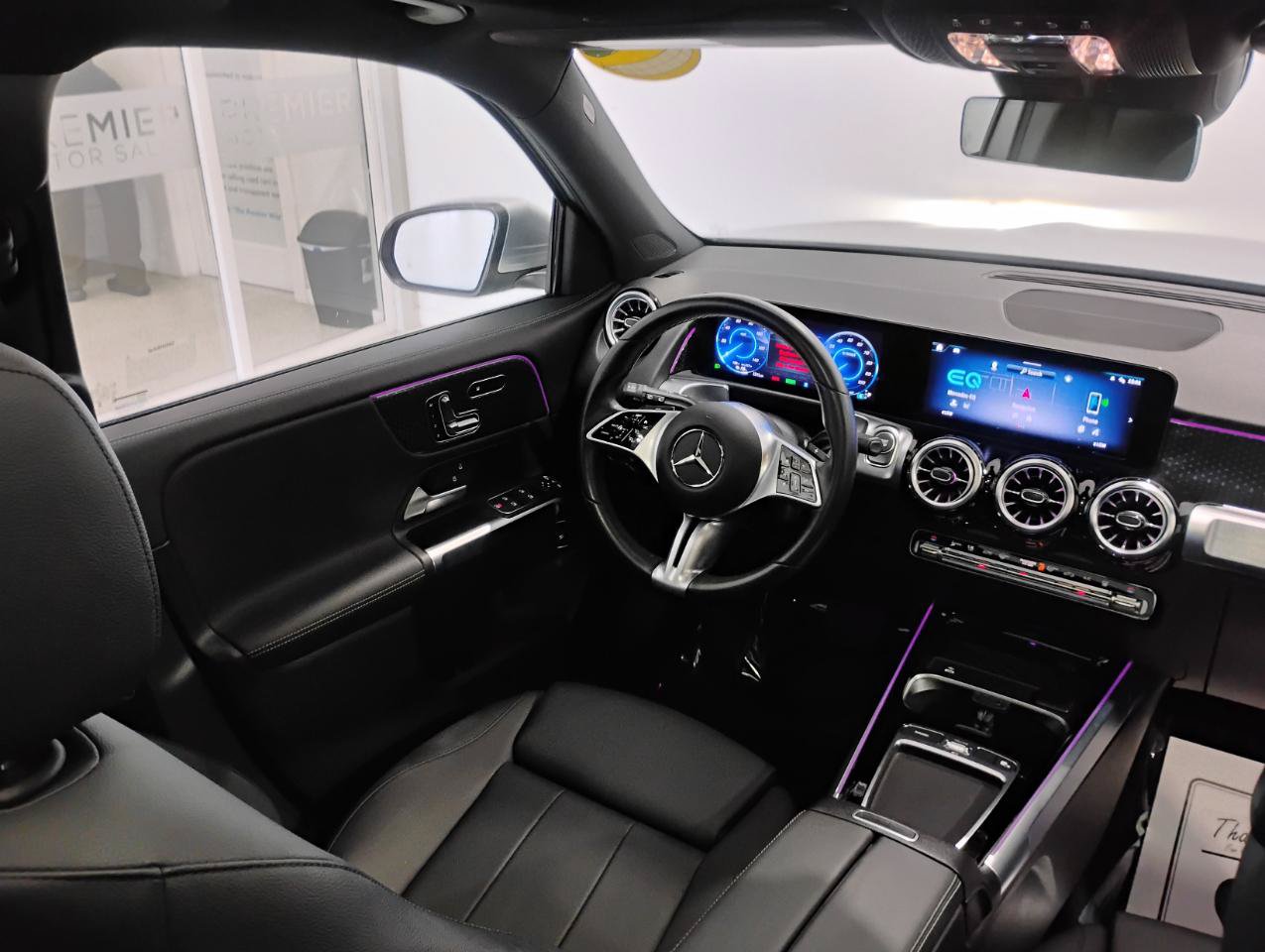 Used 2024 Mercedes-Benz EQB 300 4MATIC image 82