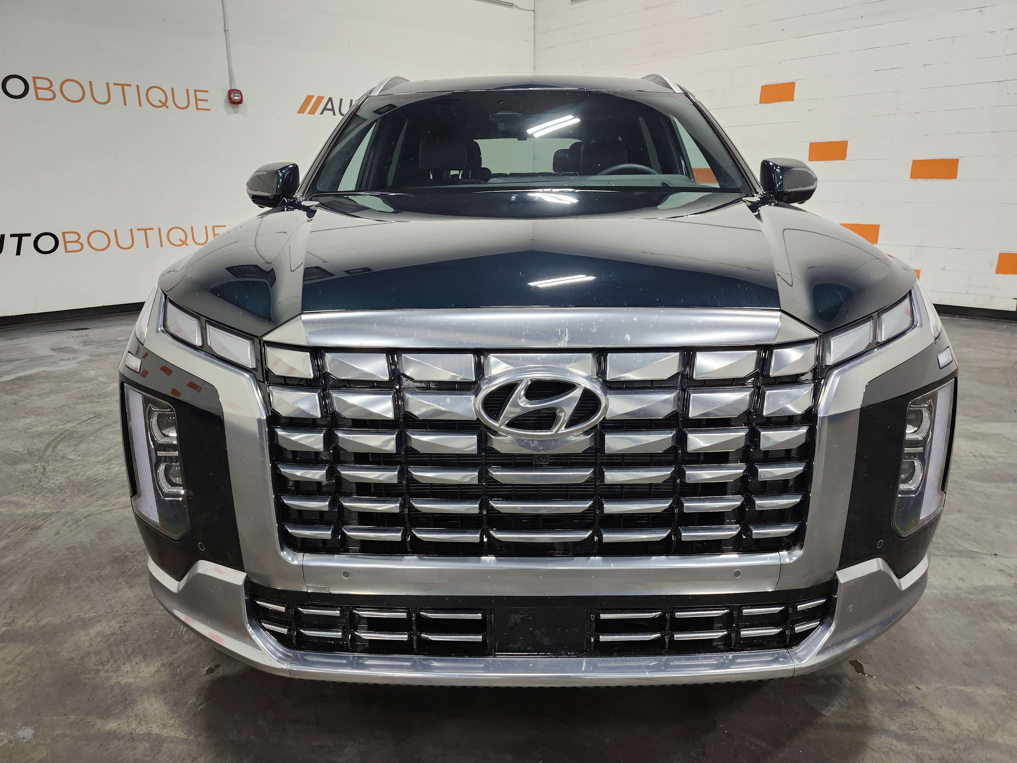 Used 2025 Hyundai Palisade Calligraphy image 16