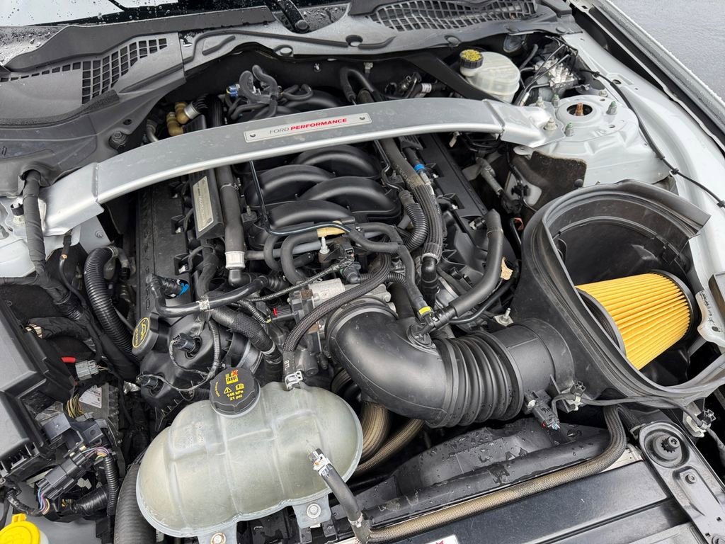 Used 2017 Ford Mustang Shelby GT350 RWD image 31