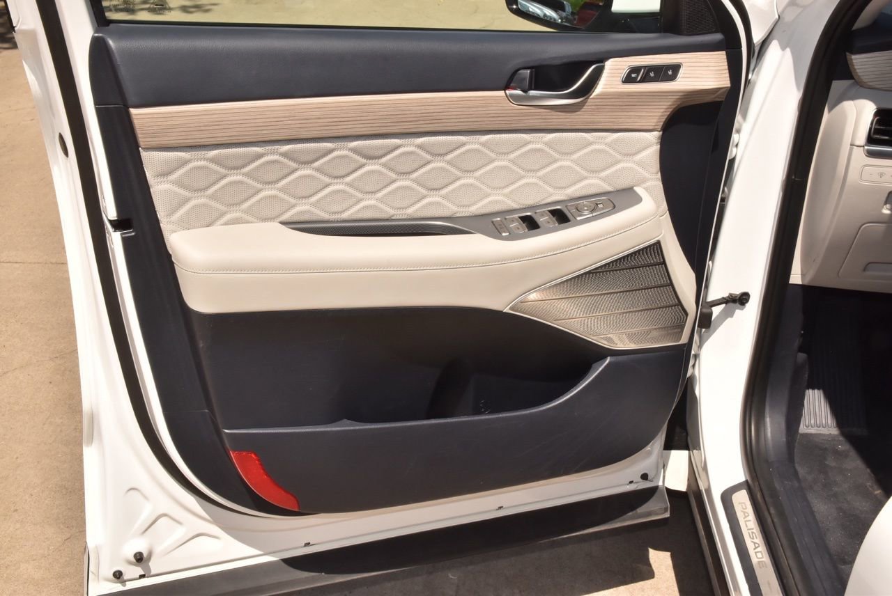 Used 2022 Hyundai Palisade Calligraphy image 36
