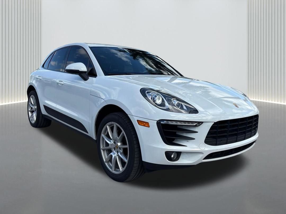 Used 2018 Porsche Macan w/ Premium Package Plus video 3