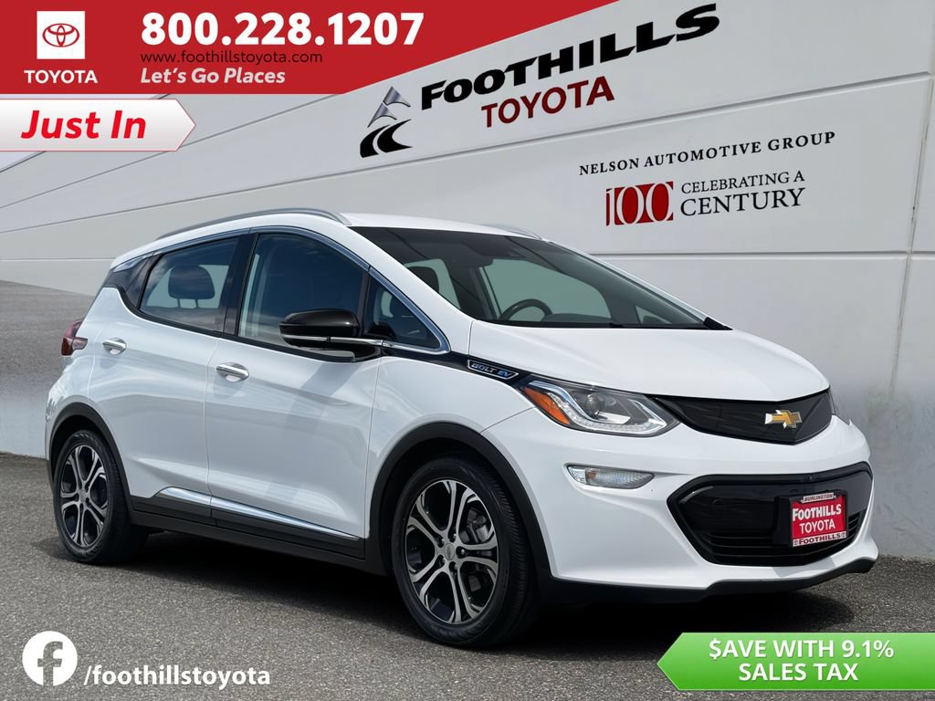 Used 2018 Chevrolet Bolt Premier w/ Driver Confidence II Package FWD image 1