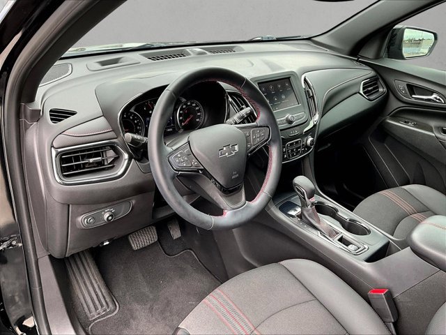 Certified 2023 Chevrolet Equinox RS FWD image 14