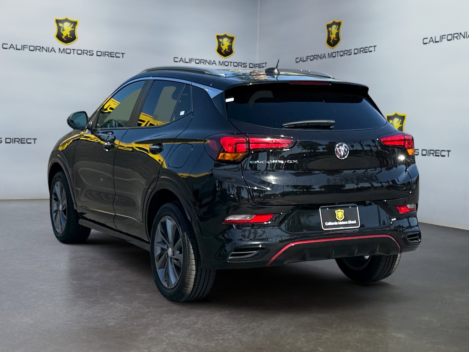 Used 2023 Buick Encore GX Select w/ Sport Touring Package image 3