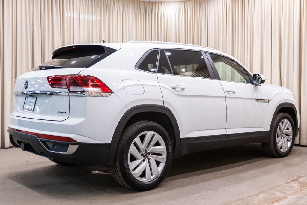 Used 2023 Volkswagen Atlas Cross Sport SE w/ Panoramic Sunroof Package image 6