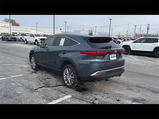 Used 2021 Toyota Venza Limited image 6
