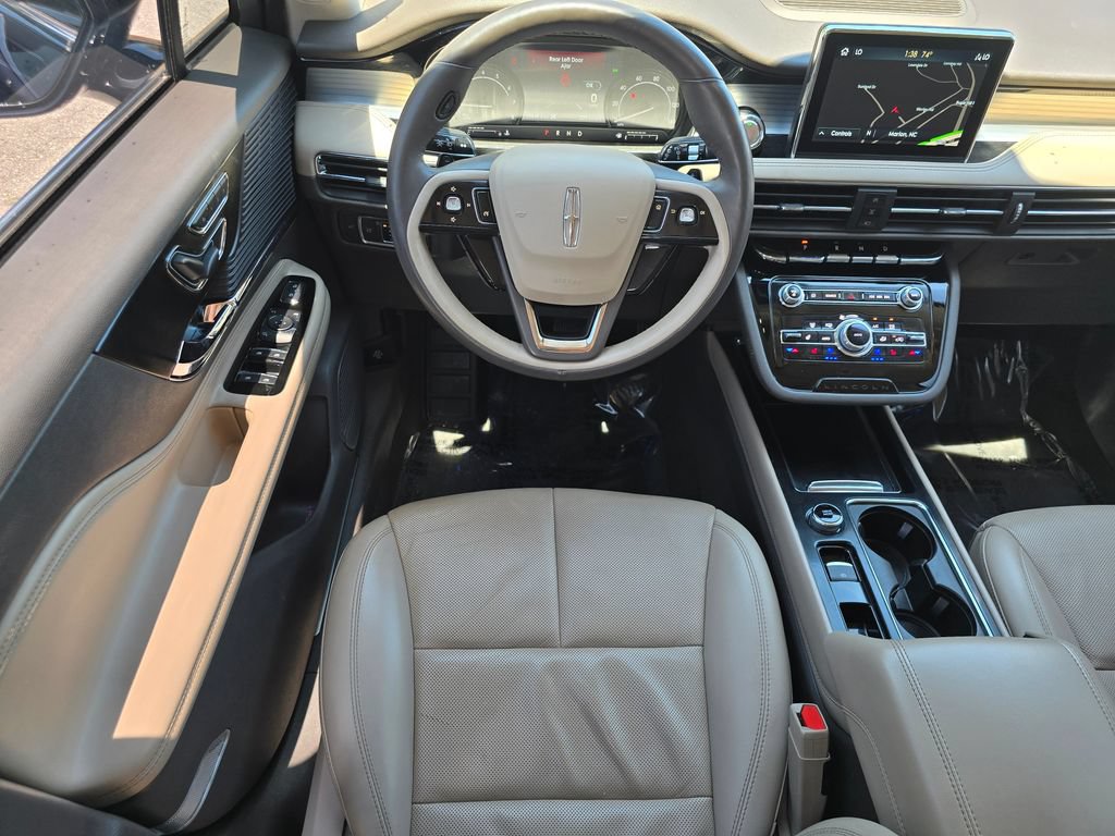 Used 2022 Lincoln Corsair FWD w/ Premium Package image 30