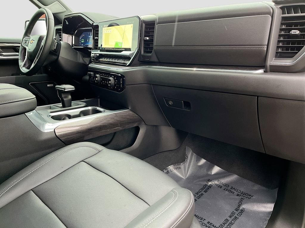 Used 2024 Chevrolet Silverado 1500 LTZ w/ LTZ Convenience Package II image 28