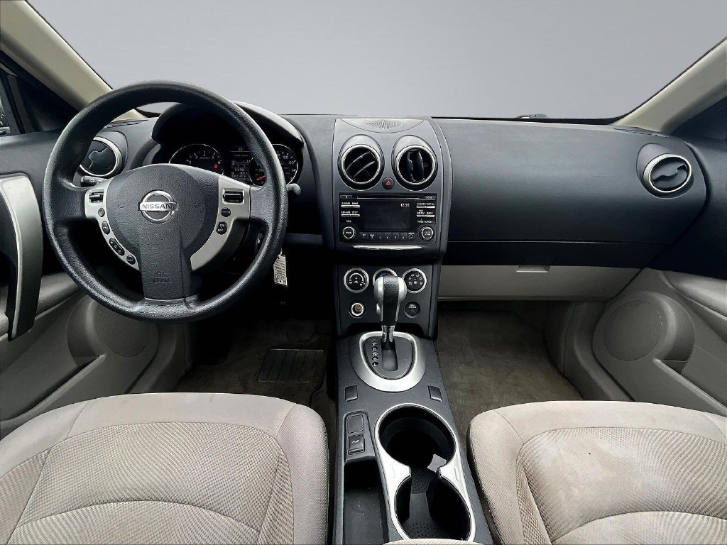 Used 2014 Nissan Rogue S w/ Convenience Package FWD image 9