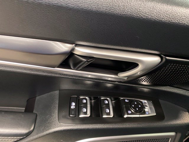 Used 2025 Kia Telluride S AWD/4WD image 27