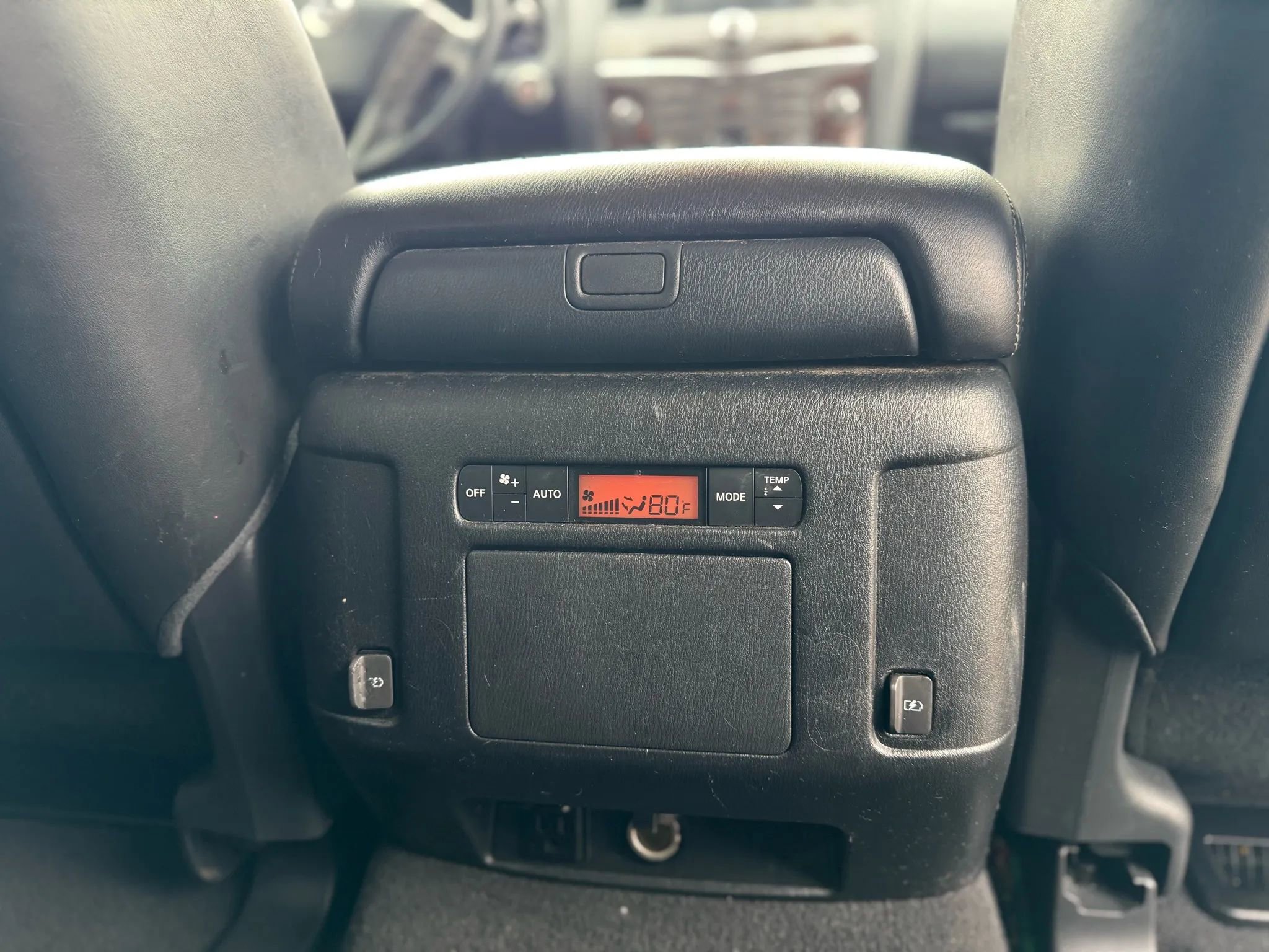 Used 2018 Nissan Armada SL w/ Premium Package image 27