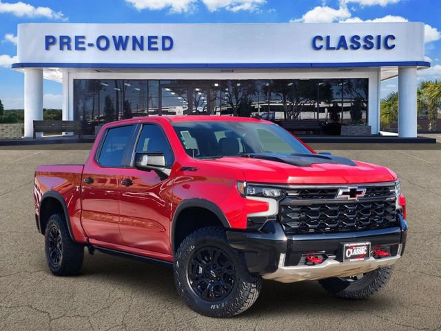Used 2023 Chevrolet Silverado 1500 ZR2 w/ Technology Package AWD/4WD image 1
