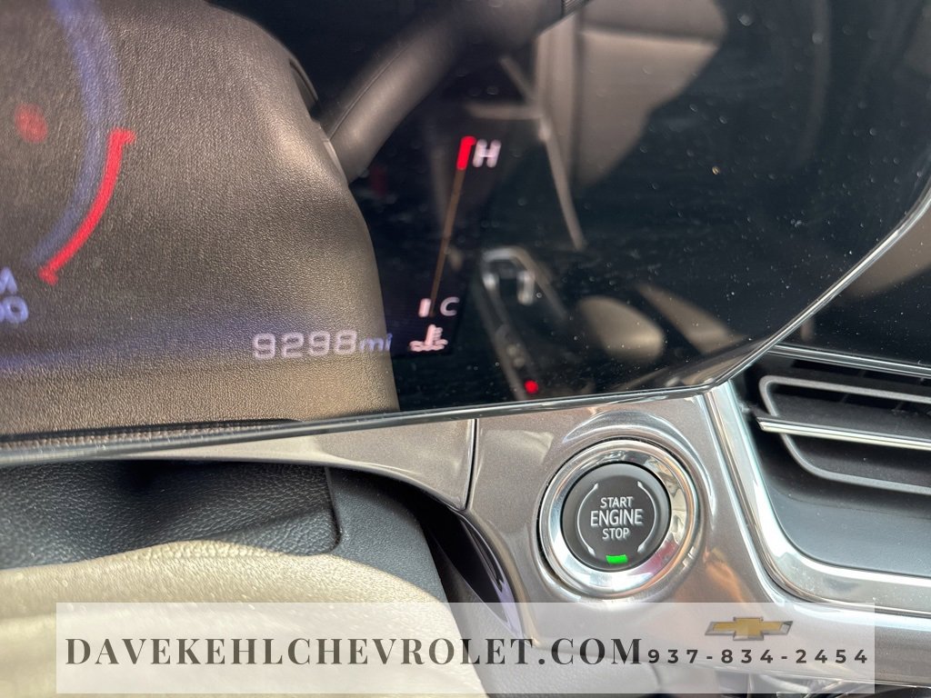 Used 2025 Chevrolet Trax ACTIV w/ Sunroof Package image 39