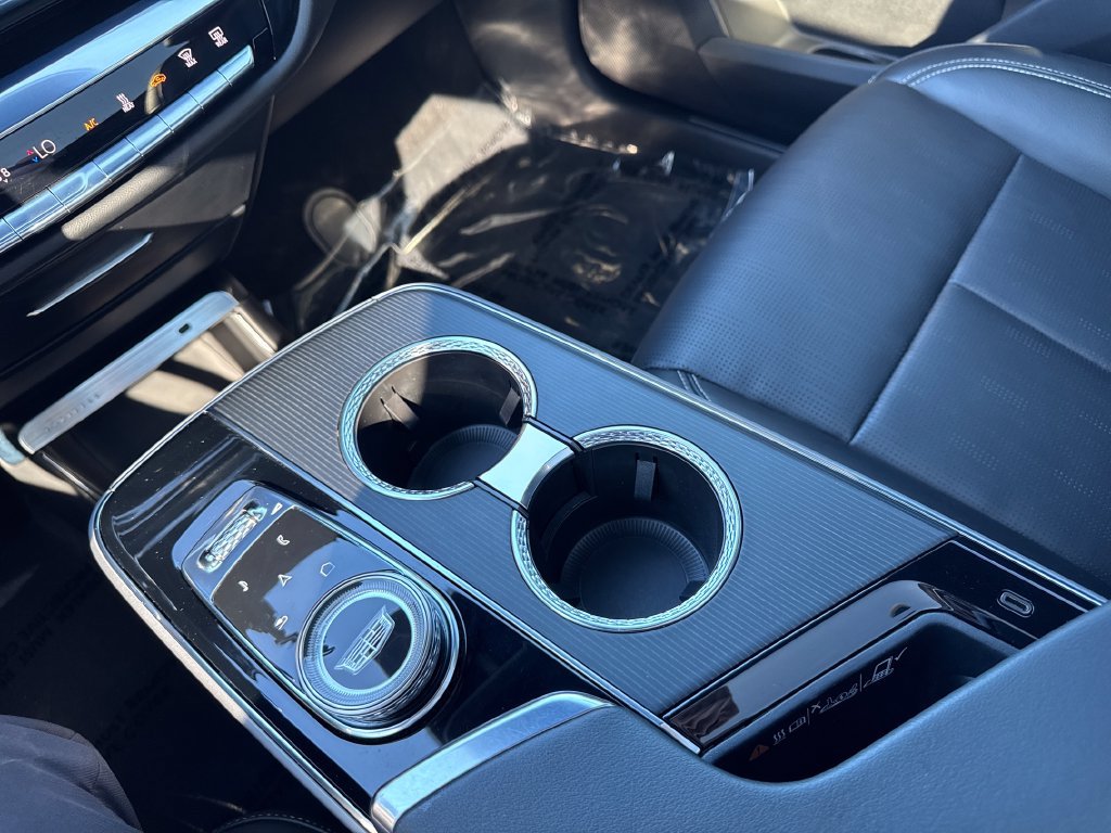 Used 2024 Cadillac Lyriq Luxury RWD image 26