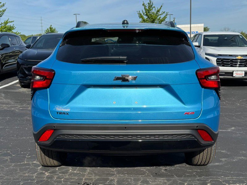 New 2026 Chevrolet Trax RS FWD image 4