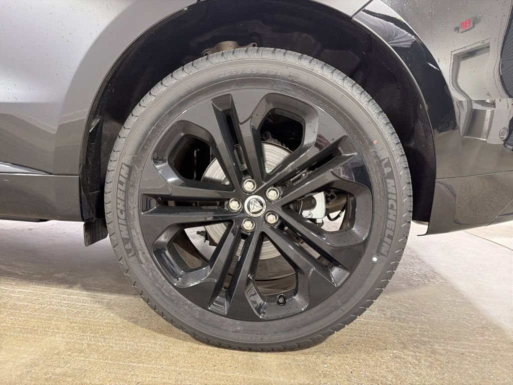 New 2026 Jaguar F-PACE R-Dynamic S AWD/4WD image 30