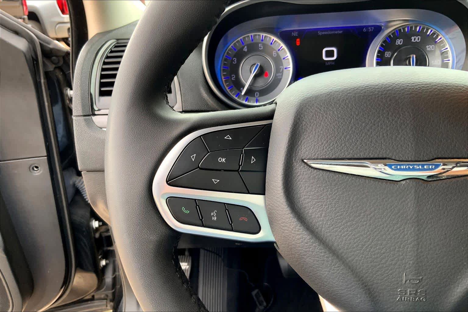 Used 2023 Chrysler 300 Touring w/ Sport Appearance Package RWD image 22
