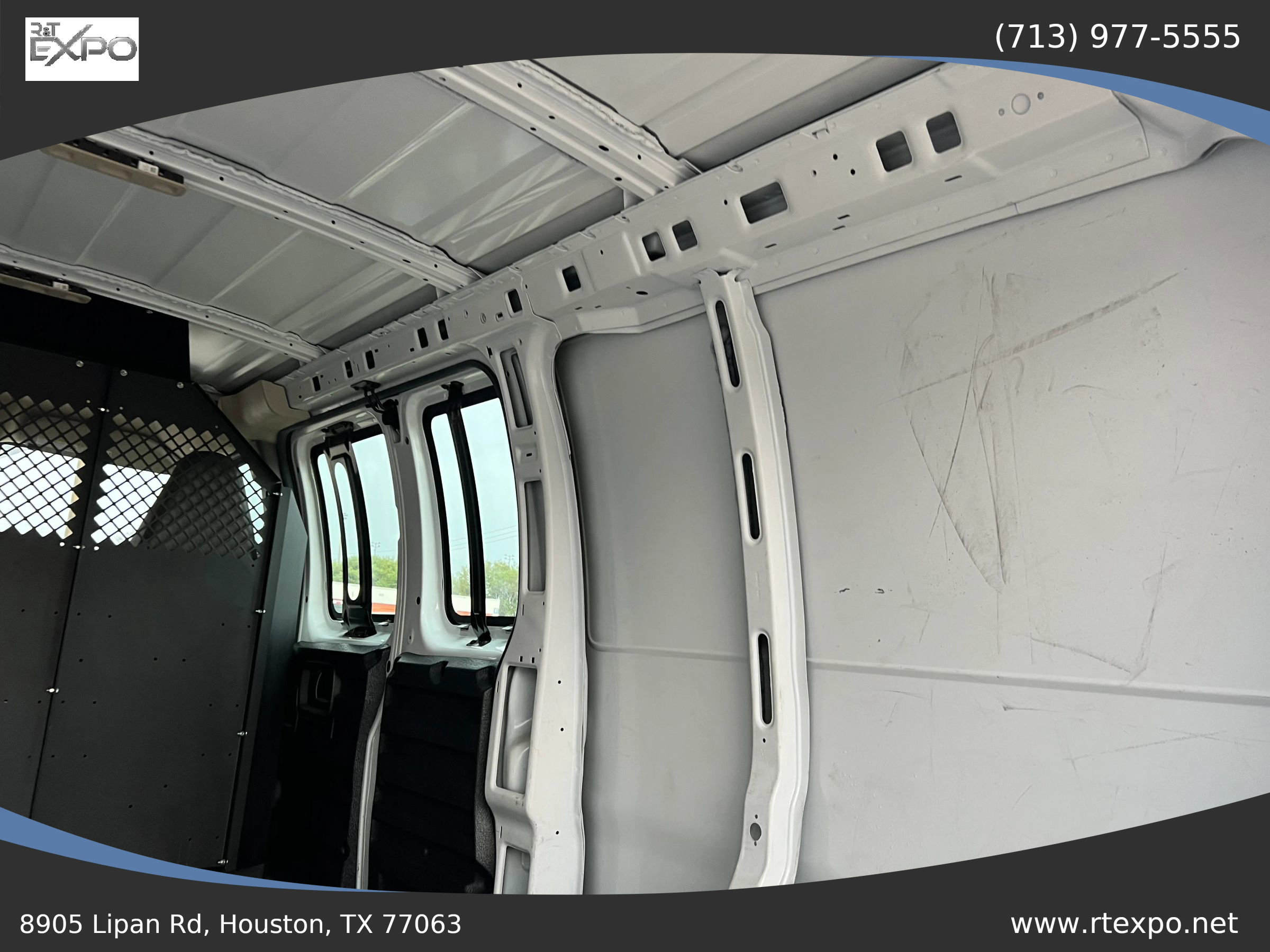 Used 2021 Chevrolet Express 2500 w/ Driver Convenience Package image 30