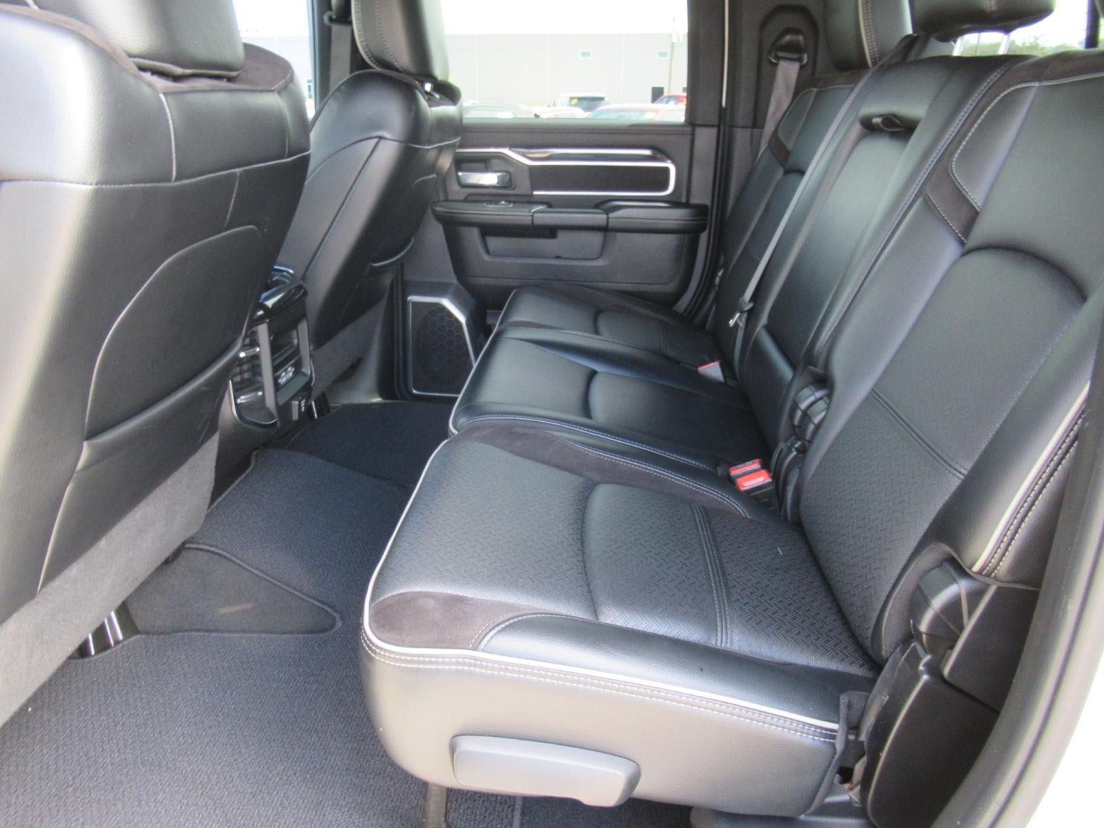 Used 2022 RAM 2500 Laramie w/ Night Edition AWD/4WD image 37