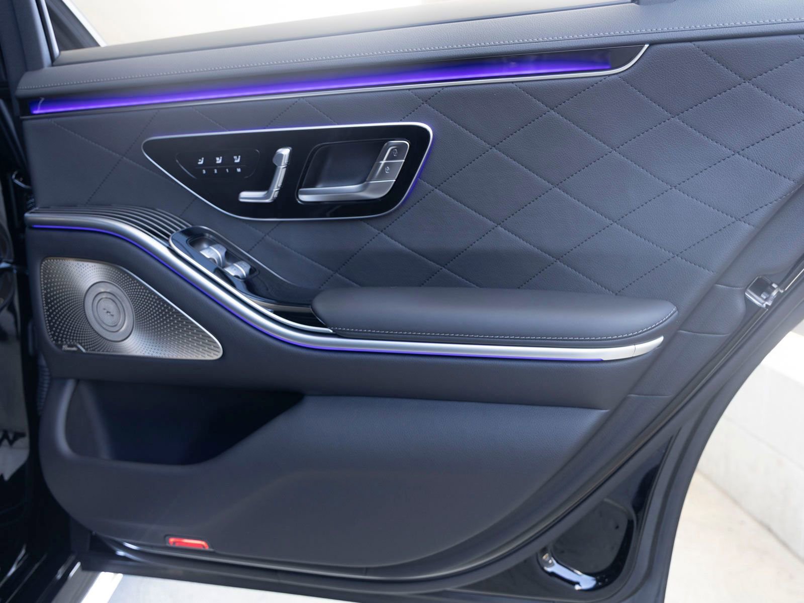 New 2026 Mercedes-Benz S 500 4MATIC image 22