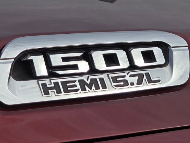 Used 2019 RAM 1500 Laramie AWD/4WD image 26
