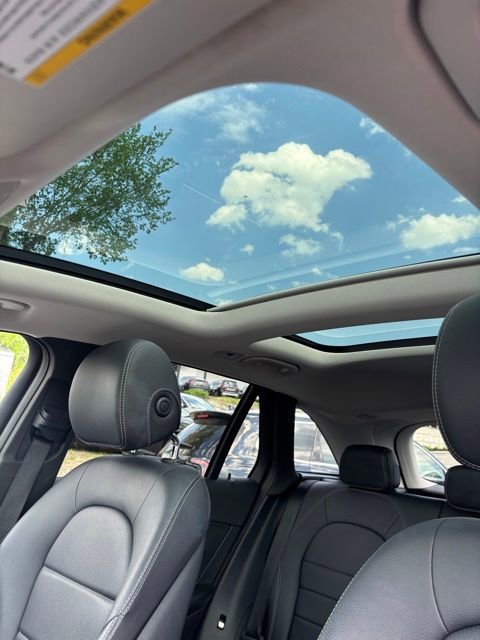 Used 2016 Mercedes-Benz GLC 300 4MATIC image 13