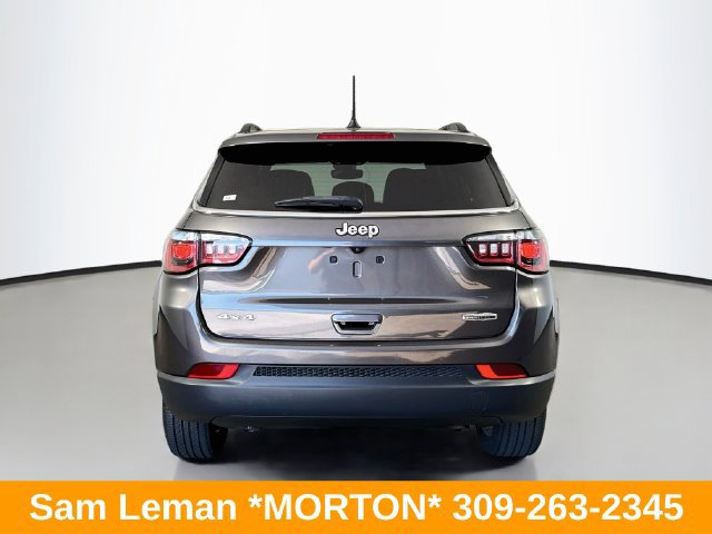 Used 2023 Jeep Compass Latitude w/ Sun and Sound Group AWD/4WD image 6