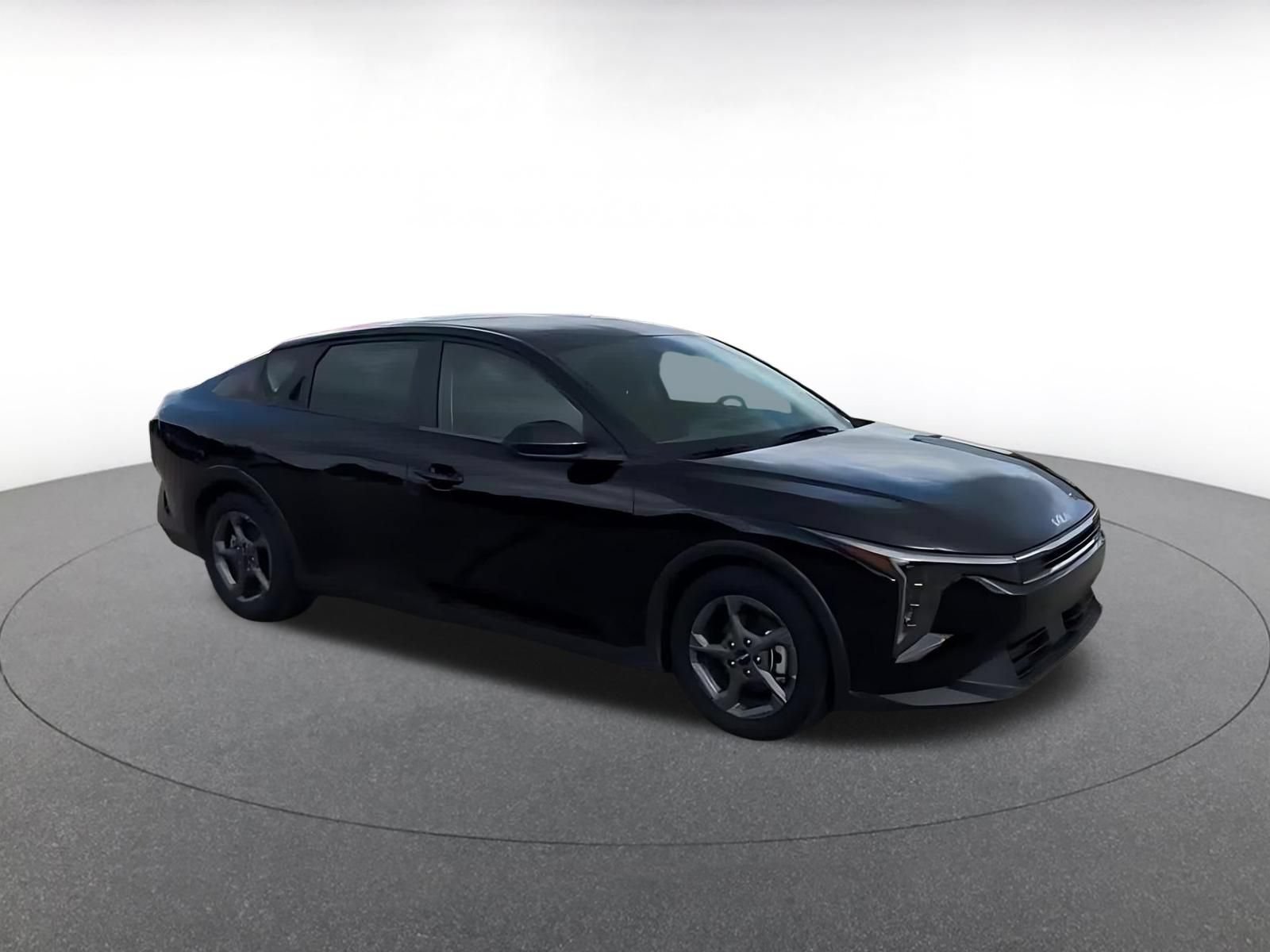 Used 2025 Kia K4 FWD video 2