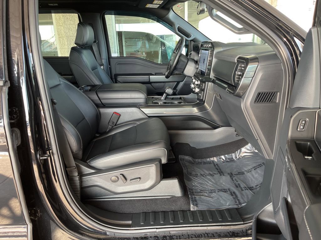 Used 2023 Ford F150 XLT w/ Equipment Group 302A High image 17