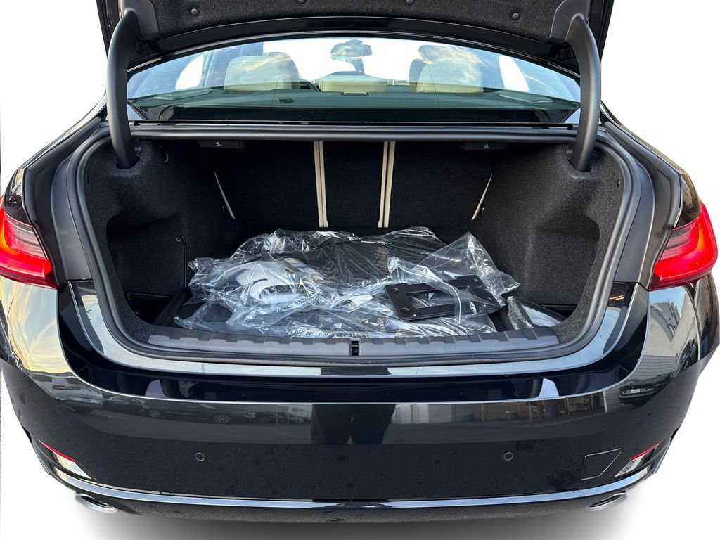 New 2026 BMW 330i Sedan w/ Premium Package image 13