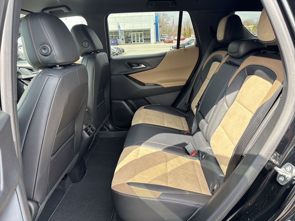 New 2026 Chevrolet Equinox ACTIV w/ Convenience Package III image 25