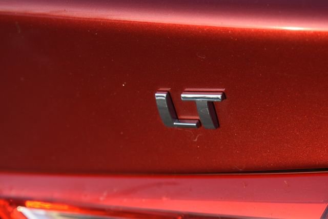 Certified 2018 Chevrolet Malibu LT w/ Driver Confidence Package image 15