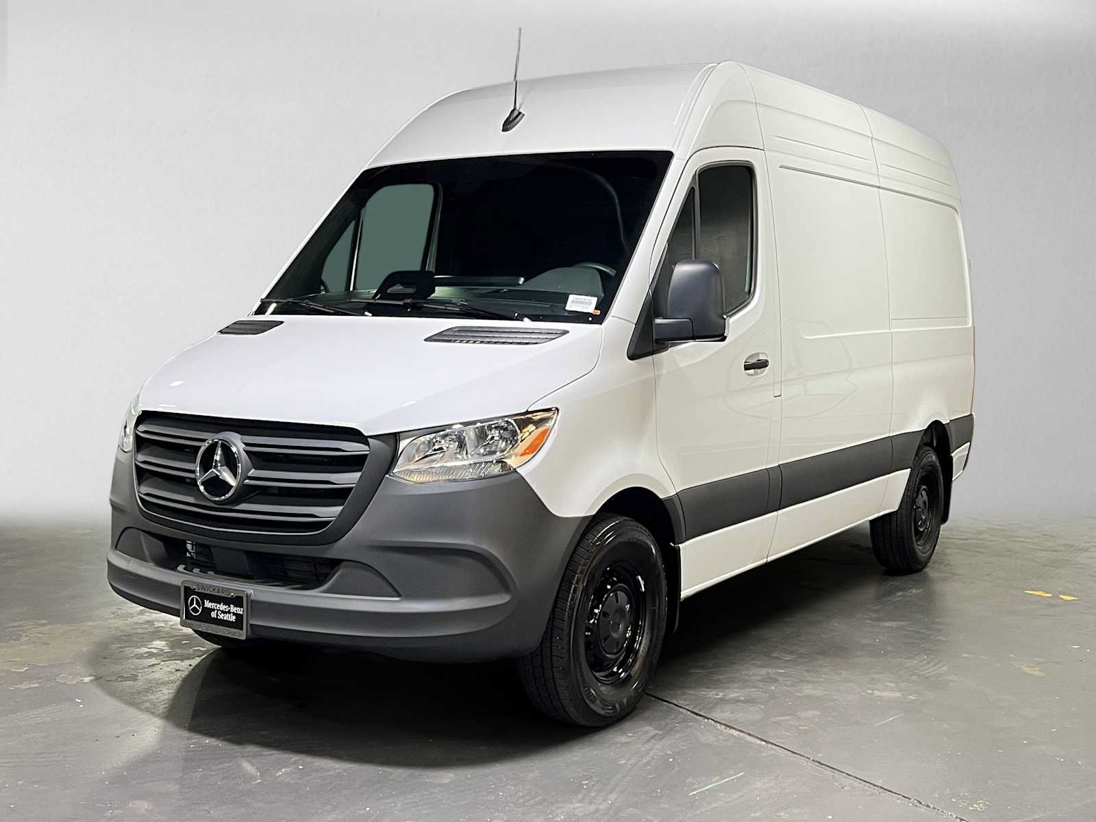 Used 2026 Mercedes-Benz Sprinter 2500 image 7
