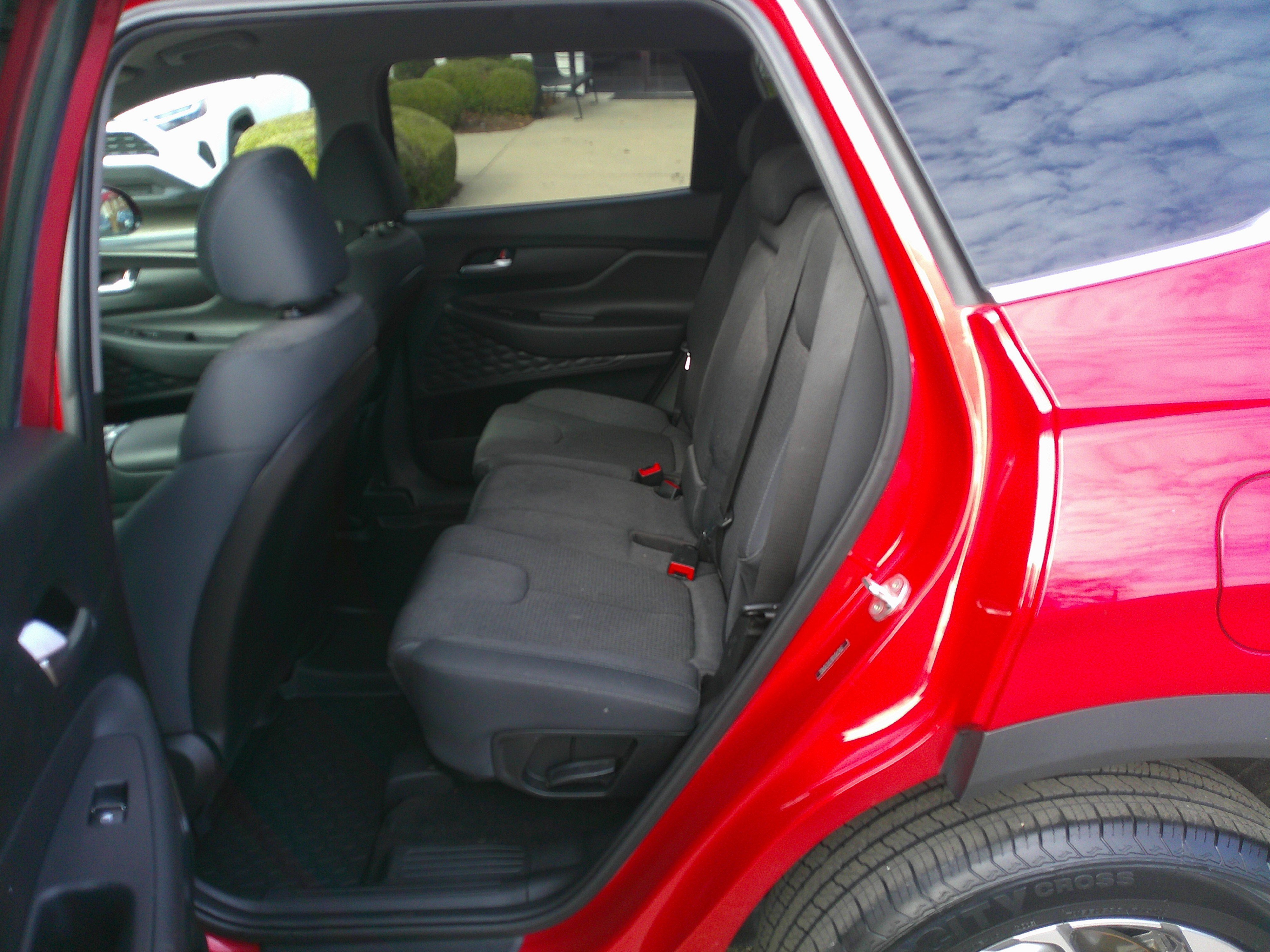 Used 2023 Hyundai Santa Fe SEL image 29