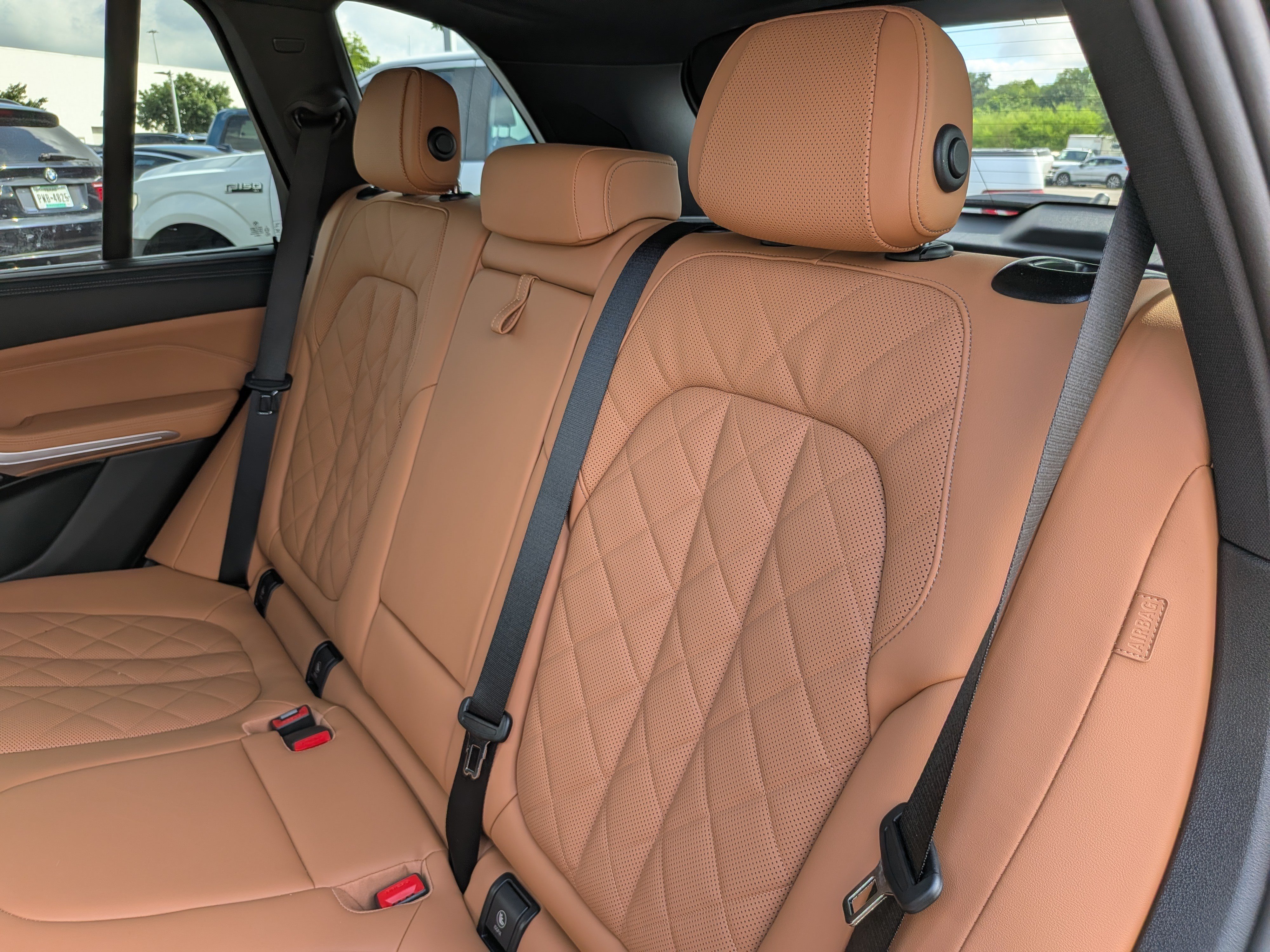 Certified 2026 BMW X5 xDrive40i w/ M Sport Package AWD/4WD image 35