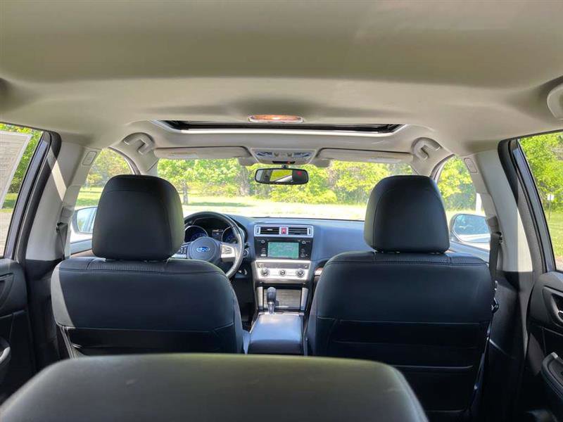 Used 2016 Subaru Outback 3.6R Limited AWD/4WD image 31