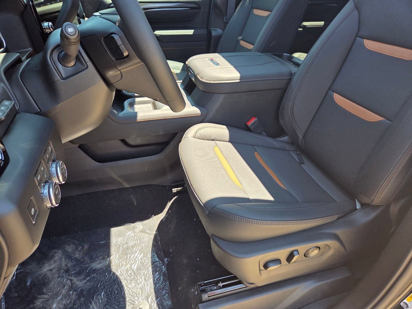 New 2026 GMC Sierra 2500 AT4 w/ AT4 Premium Plus Package AWD/4WD image 30