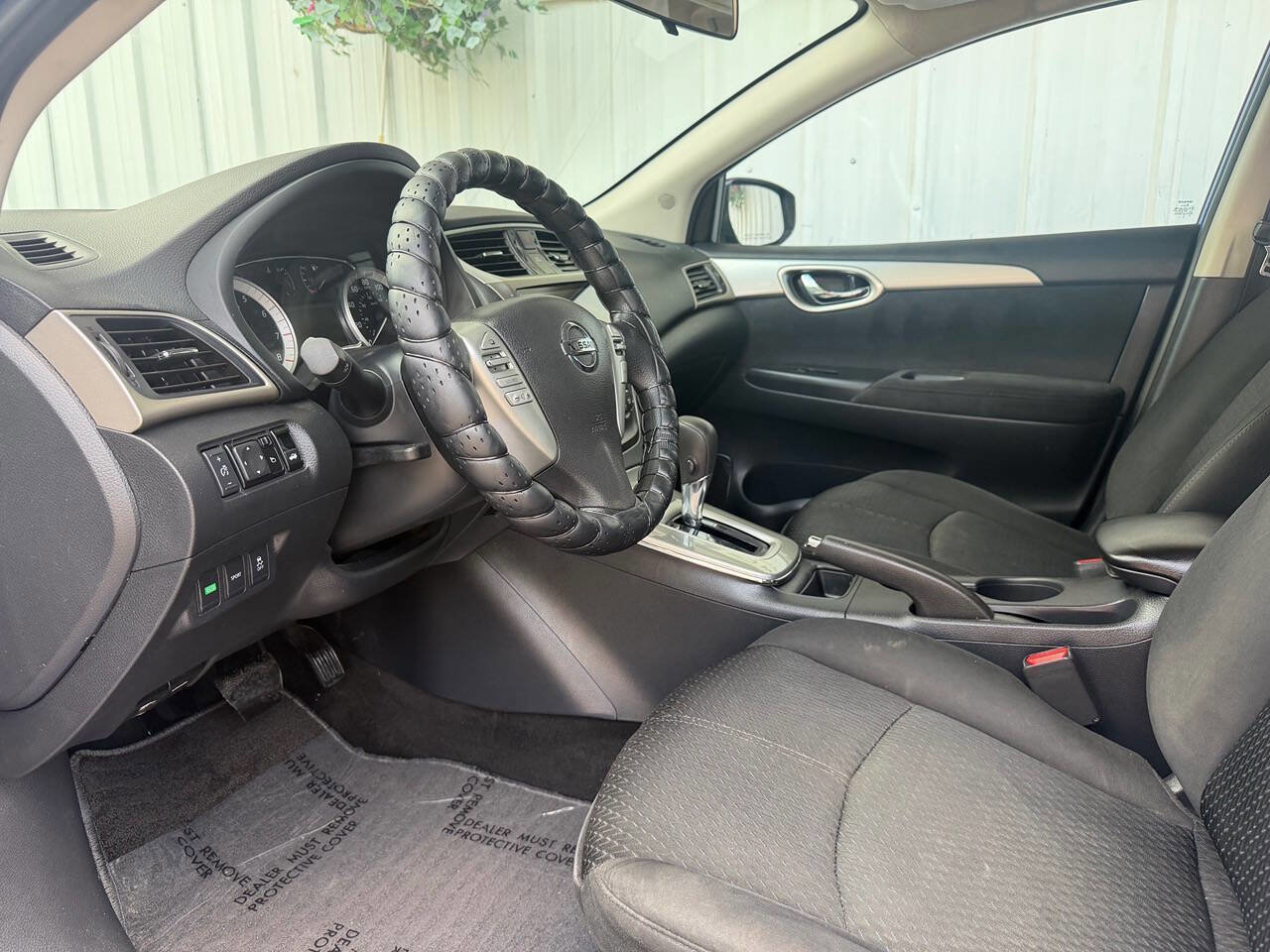 Used 2014 Nissan Sentra SR FWD image 11