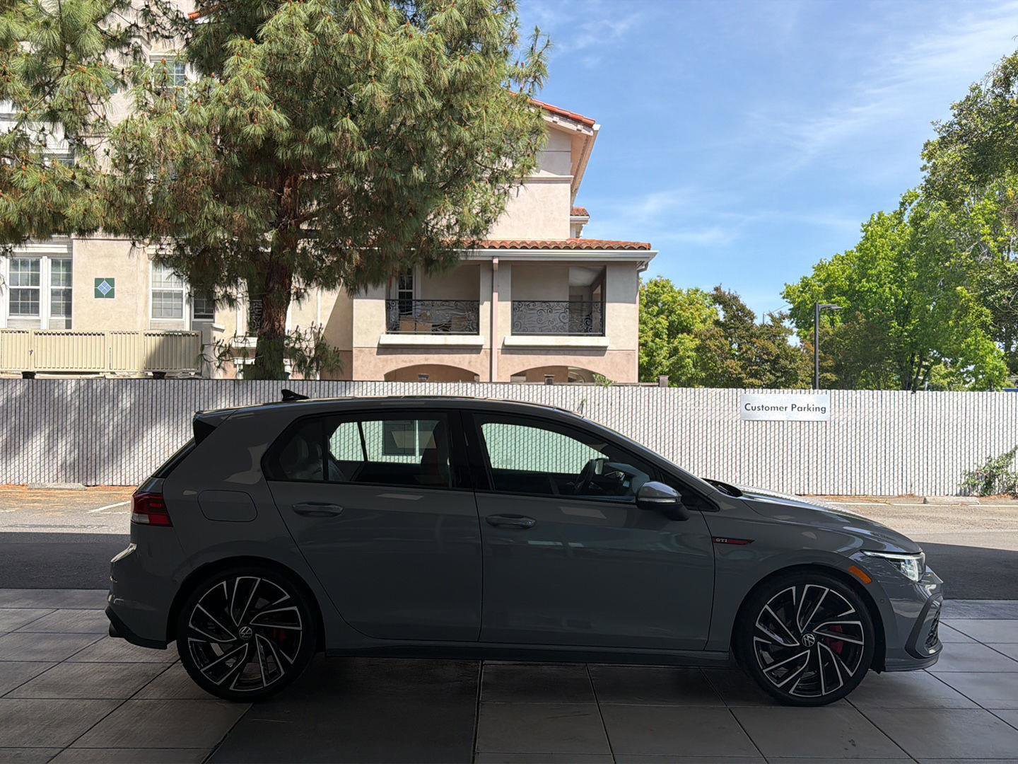 Certified 2024 Volkswagen GTI Autobahn FWD image 6