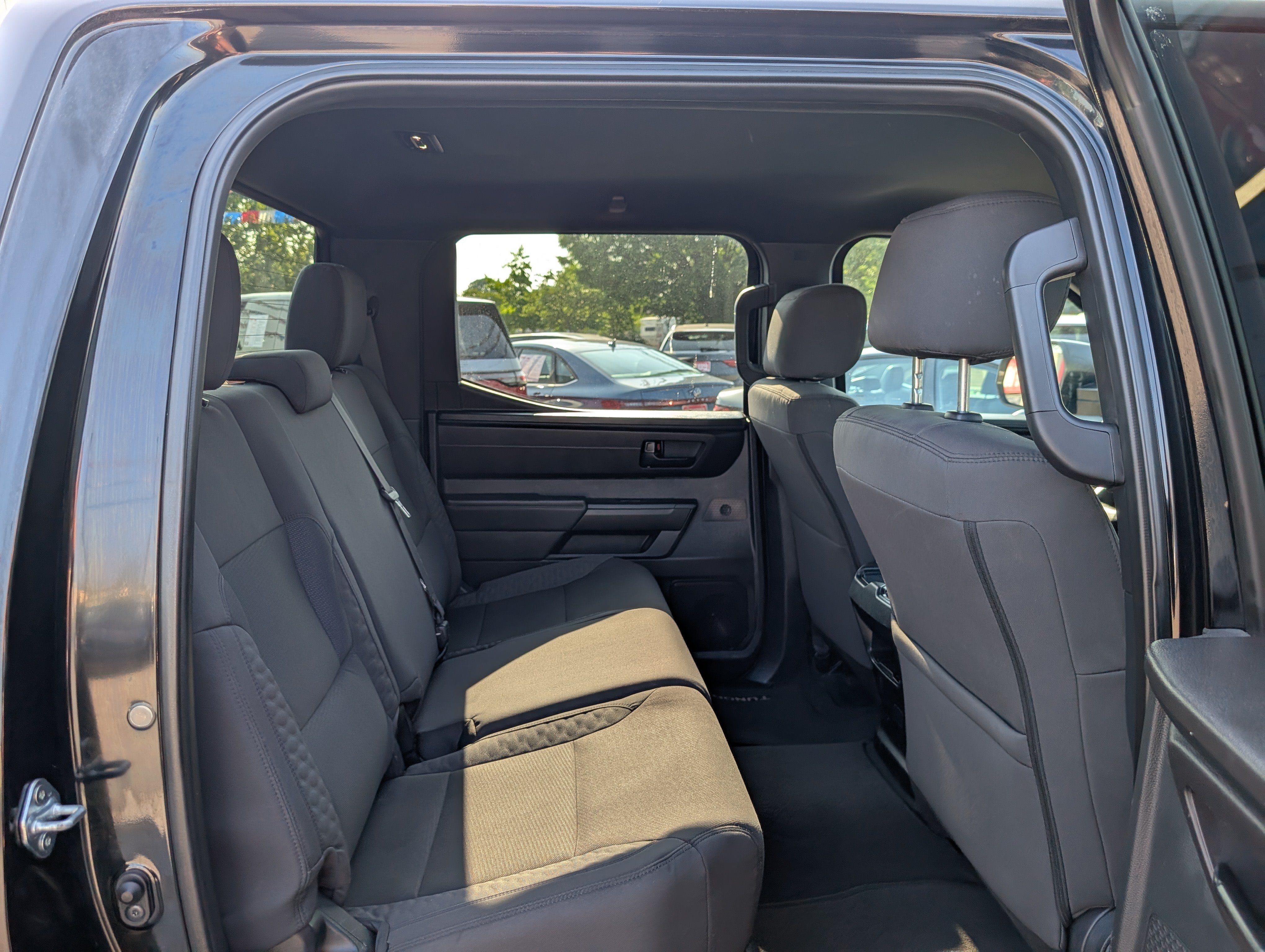 Used 2025 Toyota Tundra SR AWD/4WD image 11