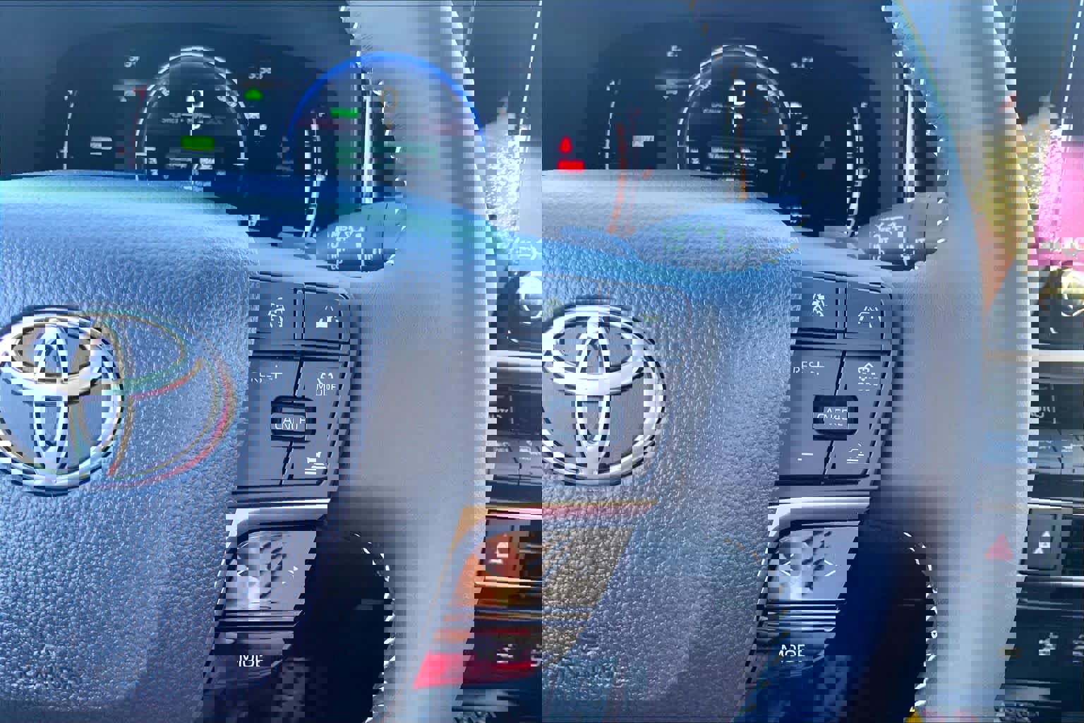 Used 2026 Toyota Camry SE image 21