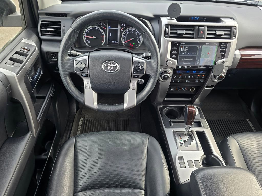 Used 2020 Toyota 4Runner Limited AWD/4WD image 10