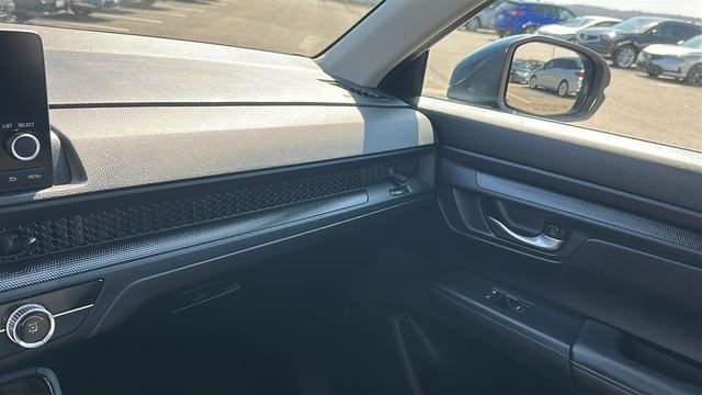 Used 2024 Honda CR-V LX image 18