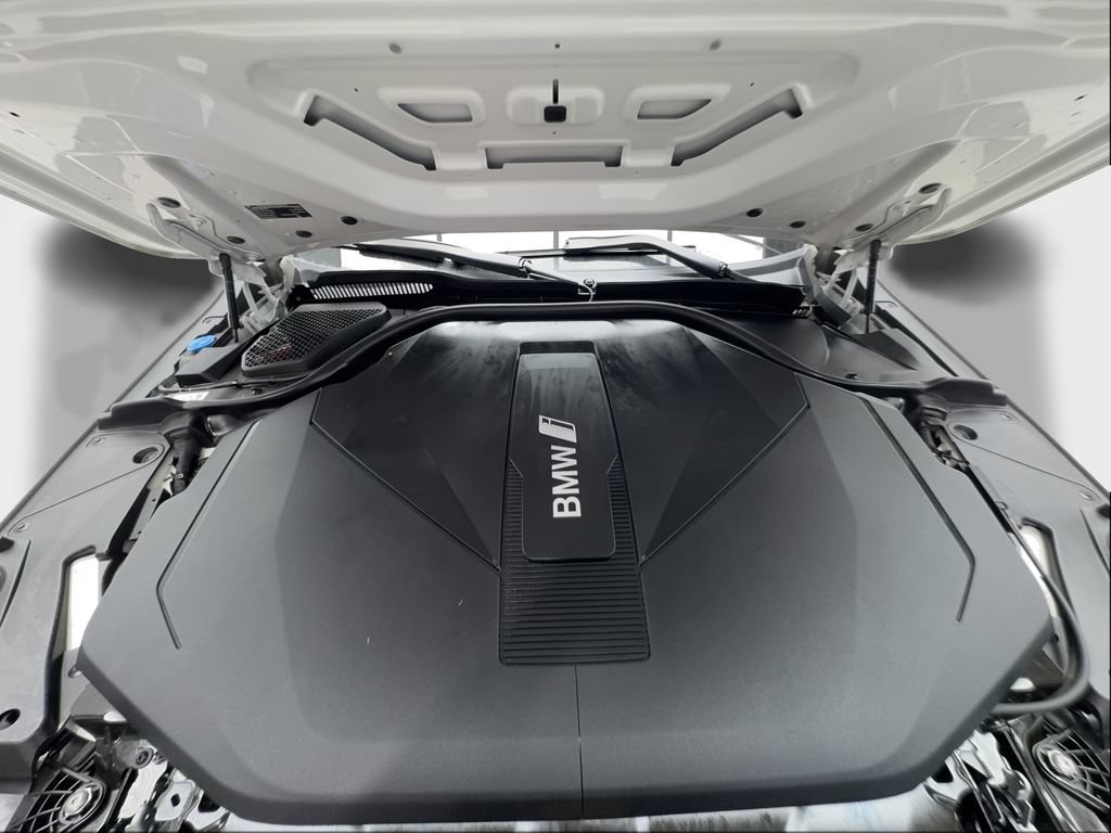 Used 2024 BMW i5 eDrive40i w/ Executive Package RWD image 19