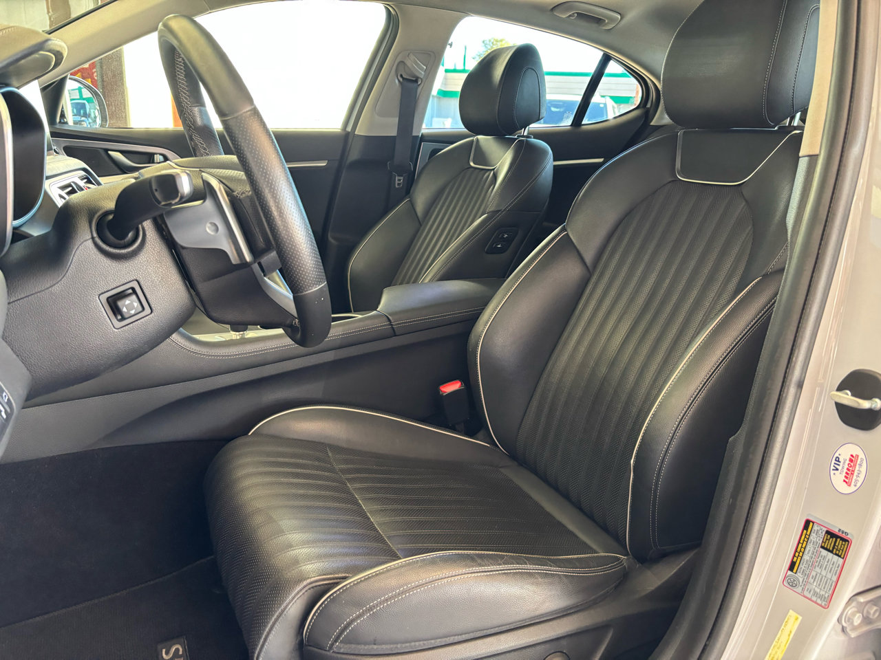 Used 2019 Genesis G70 3.3T Advanced w/ Elite Package image 13