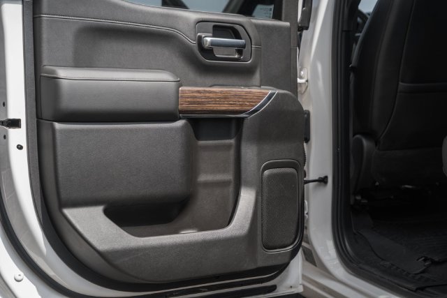Used 2020 Chevrolet Silverado 1500 High Country AWD/4WD image 46
