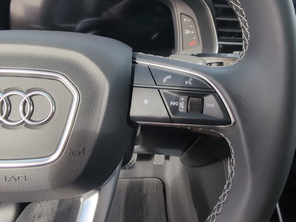 Used 2025 Audi Q7 2.0T Premium Plus image 16