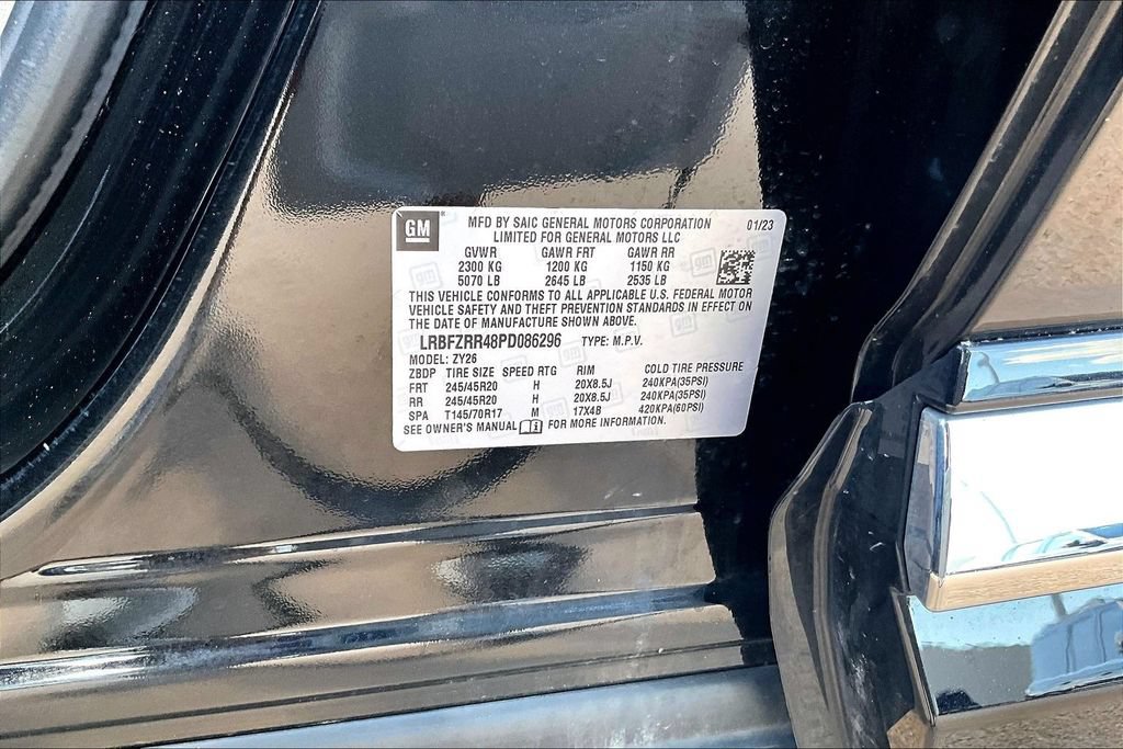 Used 2023 Buick Envision Avenir FWD image 34