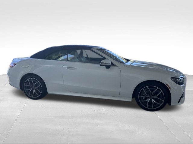 Used 2023 Mercedes-Benz E 450 4MATIC Cabriolet w/ AMG Line image 9