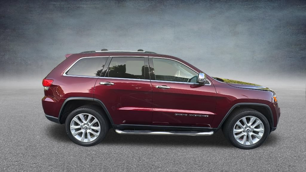 Used 2017 Jeep Grand Cherokee Limited AWD/4WD image 31